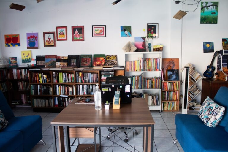 Cozy bookstore interior with bookshelves and seating.